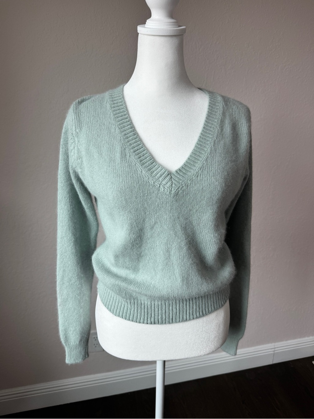 Brandy Melville Mint Green Wool Blend V-Neck Sweater Made in Italy